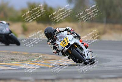 media/Jan-15-2023-SoCal Trackdays (Sun) [[c1237a034a]]/Turn 3 (1115am)/